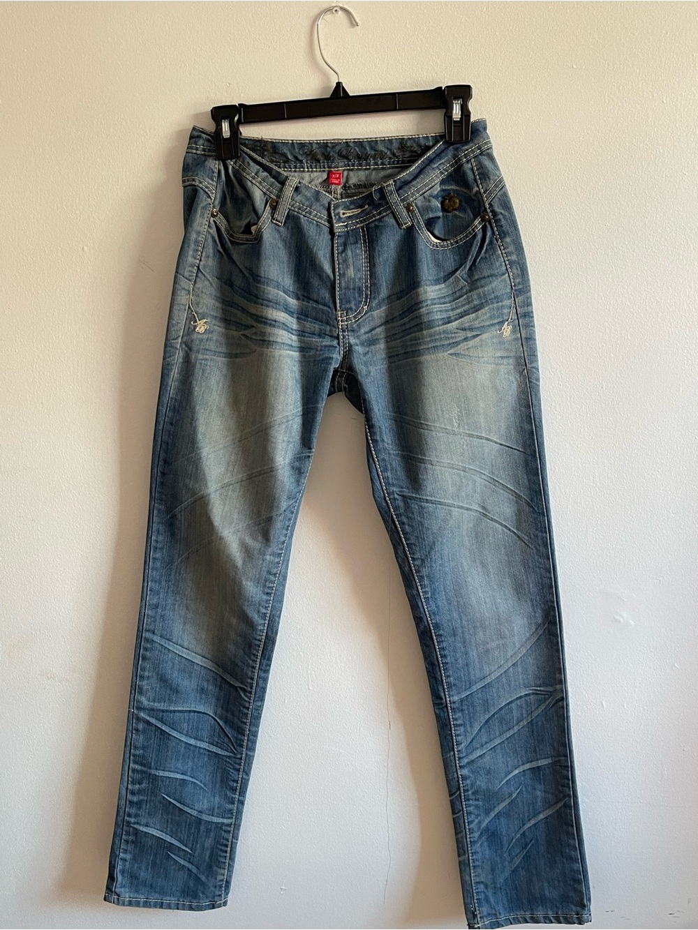 Apple Bottoms women  Blue Straight Jeans